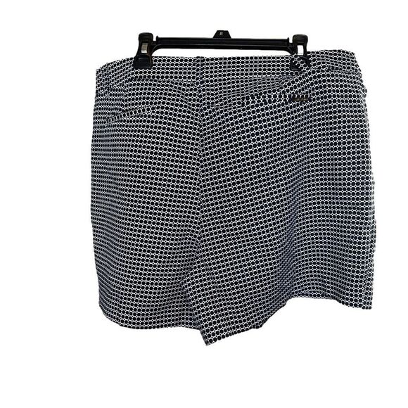 Anne Klein Chino Mom Shorts‎ Size 12 - Picture 3 of 5